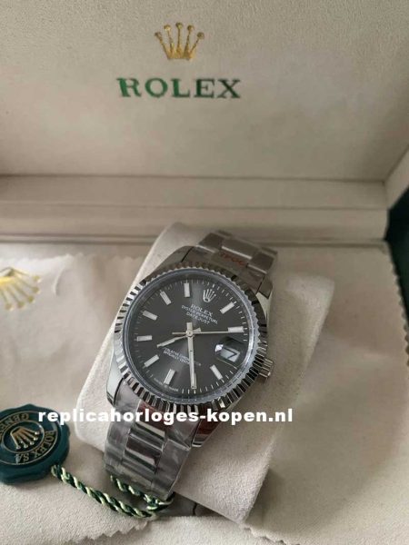 Rolex Datejust 36 mm, 126234 Rhodium Smooth Bezel Oyster Band