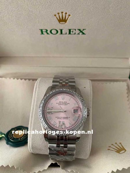 Rolex Datejust 36
Oyster, 36 mm, roze wijzerplaat, diamanten 126284RBR - Afbeelding 3